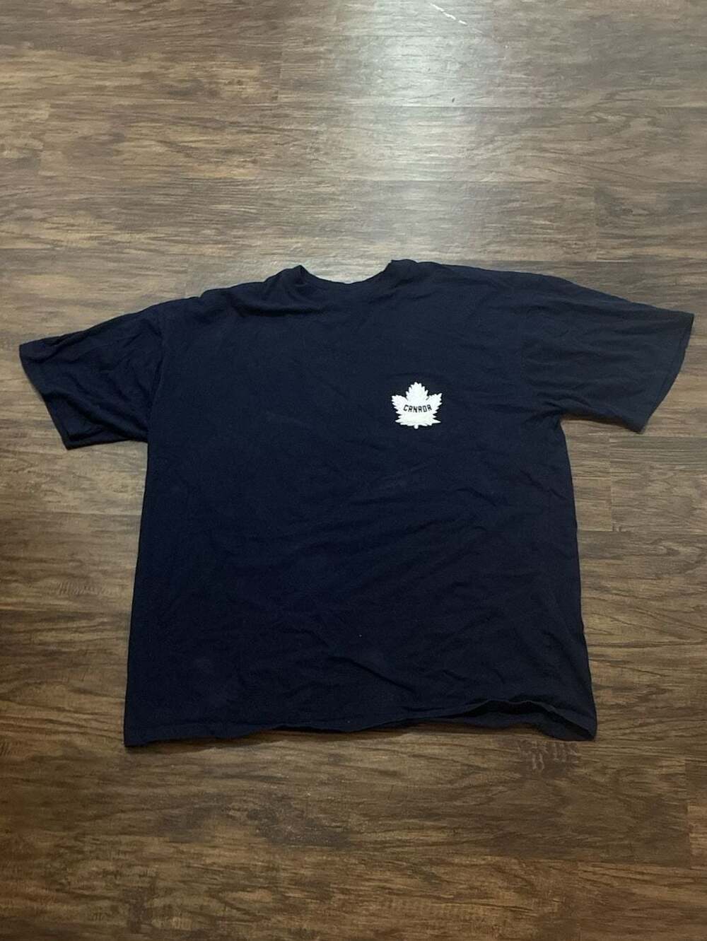 Canada Vintage Toronto Maple Leafs Canada Maple Leaf Patch Navy Blue T-Shirt XXL